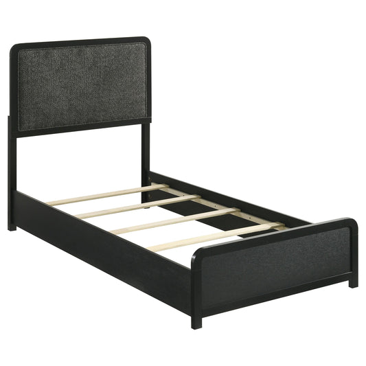 Cavelle Bed in Black