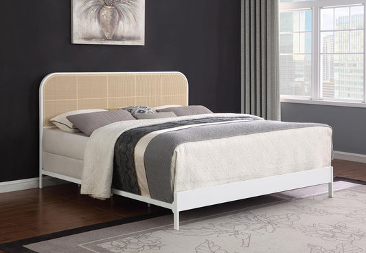 Amherst E King Bed - White