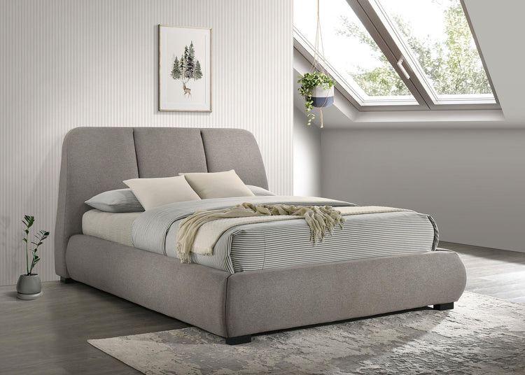 Mokena Collection