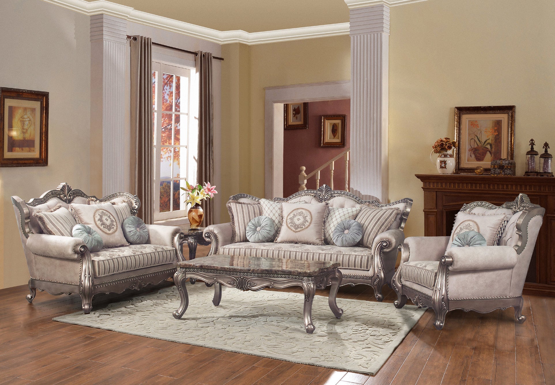 C200 Living Room Set
