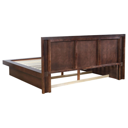 Jessica E King Bed in Cappuccino - Coaster Furniture