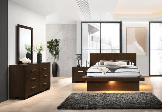 Jessica Queen Bed 4-Piece Set in Cappuccino - Coaster Furniture