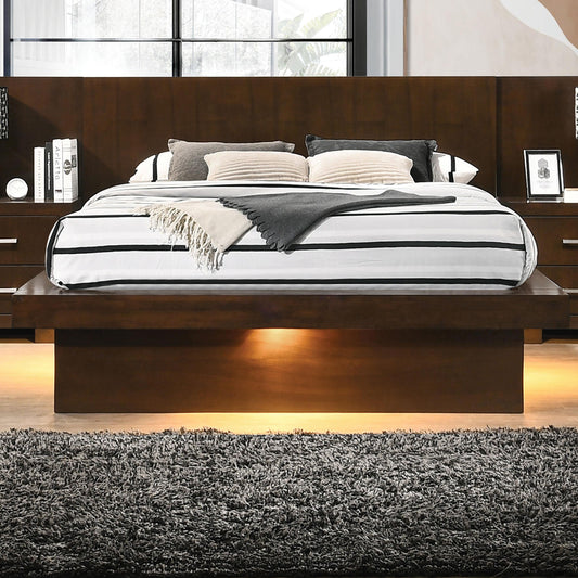 Jessica Queen Bed in Cappuccino - Coaster Furniture