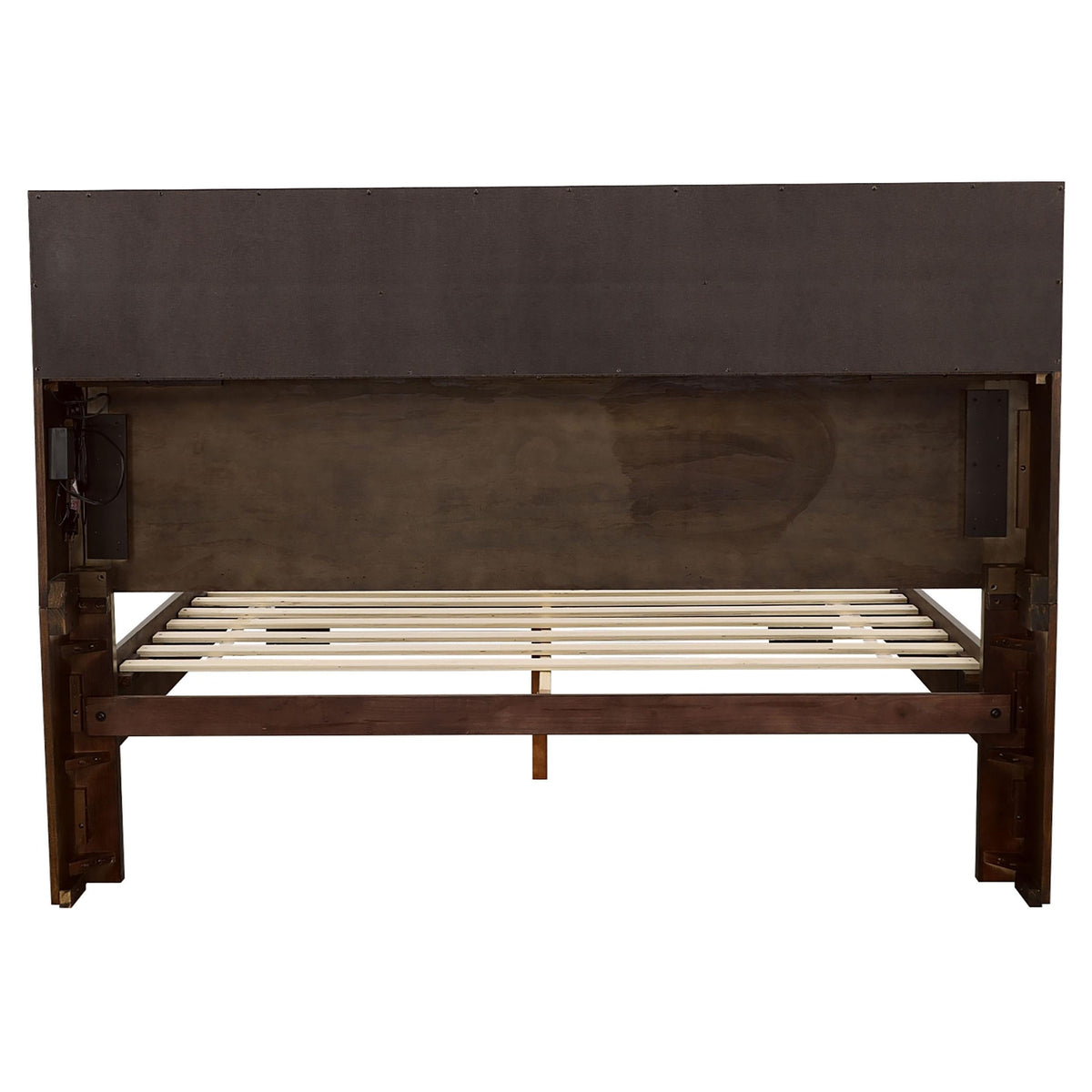 Jessica E King Bed in Cappuccino - Coaster Furniture