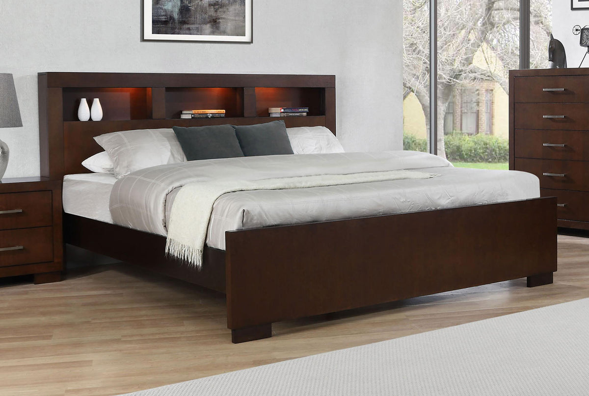 Jessica Queen Bed in Cappuccino - Coaster Furniture