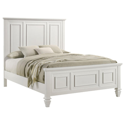 Sandy Beach Queen Bed in Cream White - Coaster Furniture