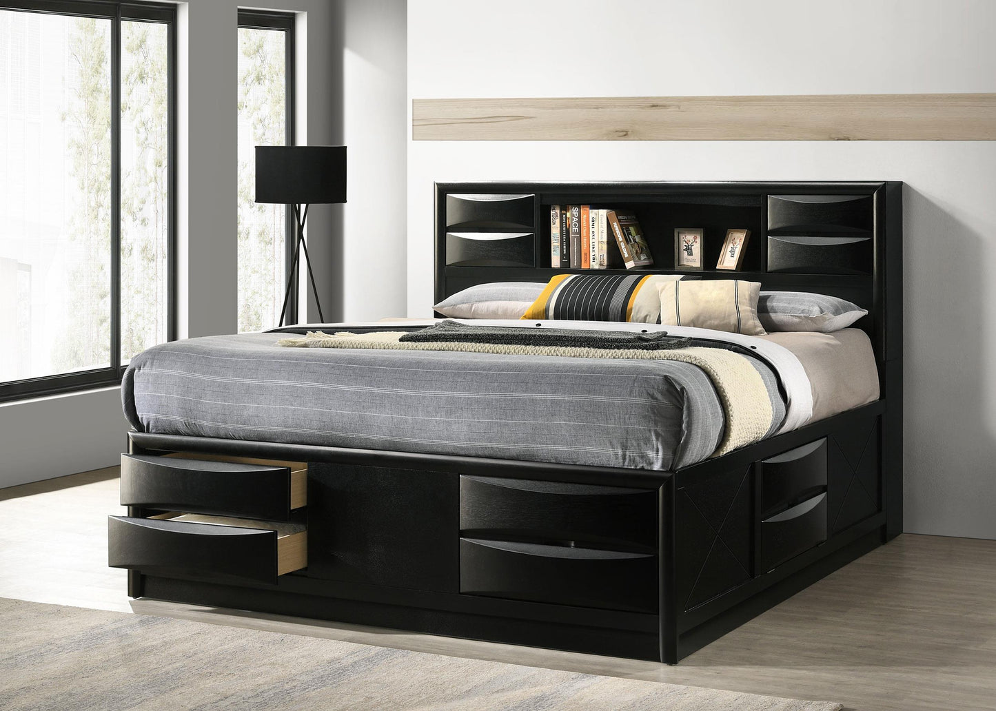 Briana Bed in Black