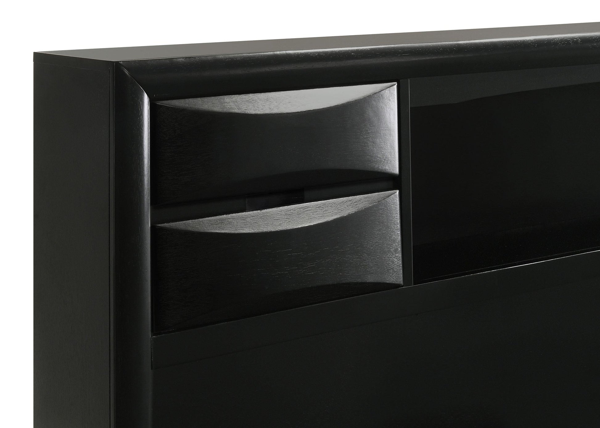 Briana Bed in Black