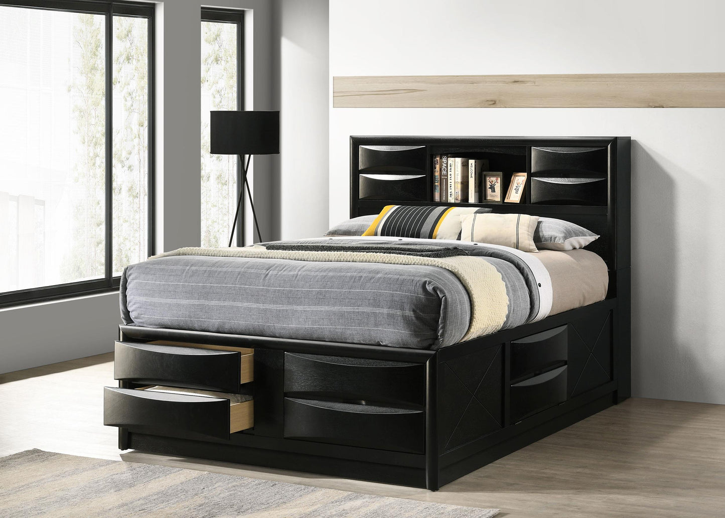 Briana Bed in Black