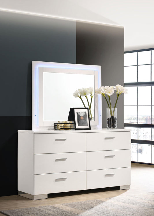 Felicity Dresser With Mirror in White High Gloss - Coaster Furniture