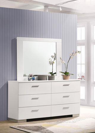 Felicity Dresser With Mirror in White High Gloss - Coaster Furniture