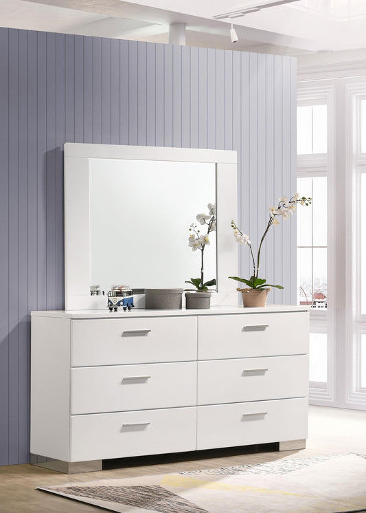 Felicity Dresser With Mirror in White High Gloss - Coaster Furniture