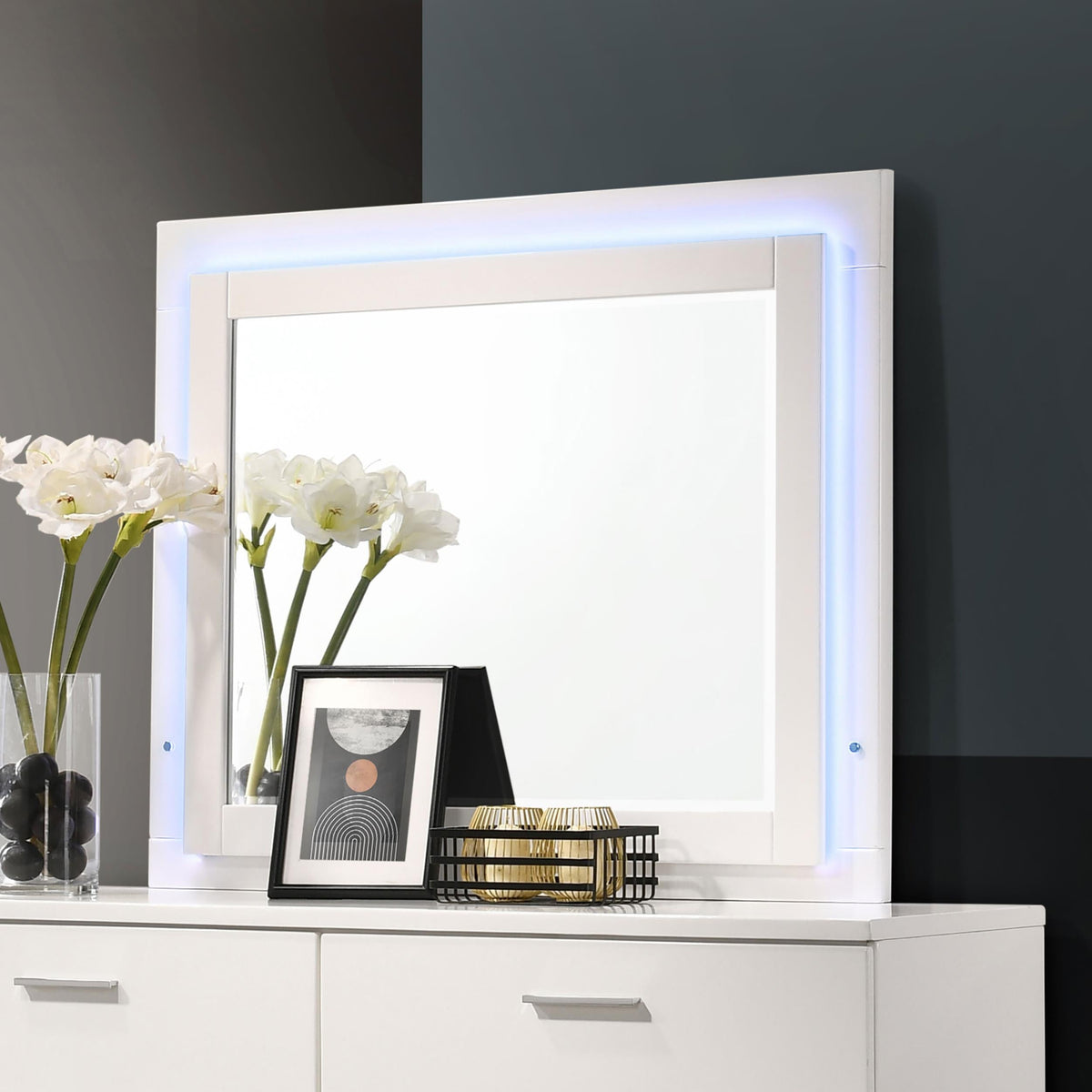 Felicity Dresser Mirror in White High Gloss - Coaster Furniture