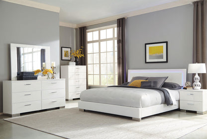 Felicity Dresser Mirror in White High Gloss - Coaster Furniture