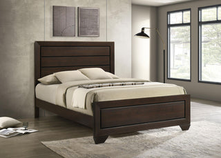 Kauffman Queen Bed in Dark Cocoa - Coaster Furniture