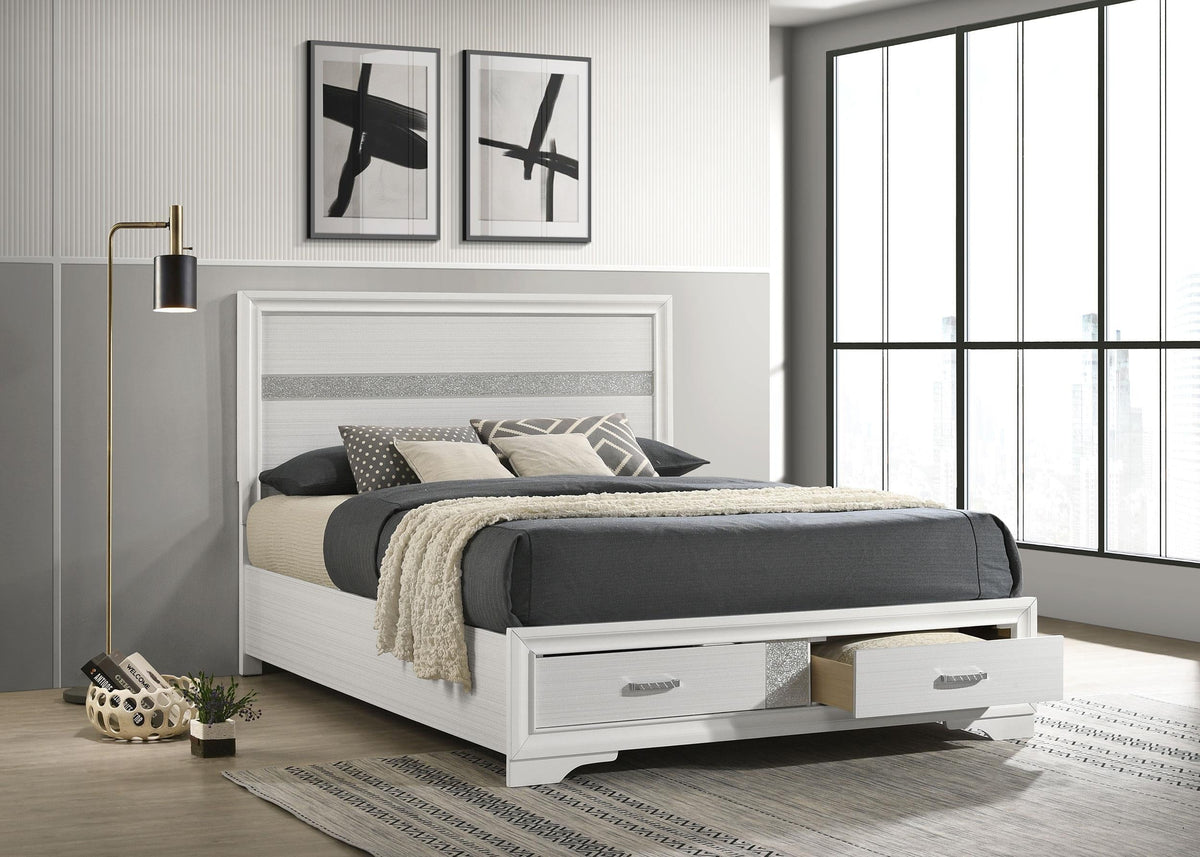 Miranda Queen Bed in White - Coaster Furniture