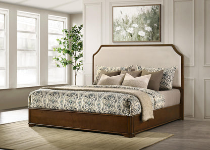 Garland Bed in Brown Cherry / Cream