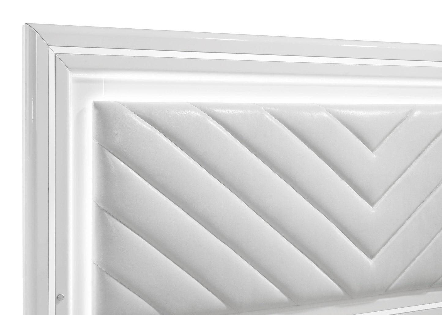 Cassia Bed in White High Gloss