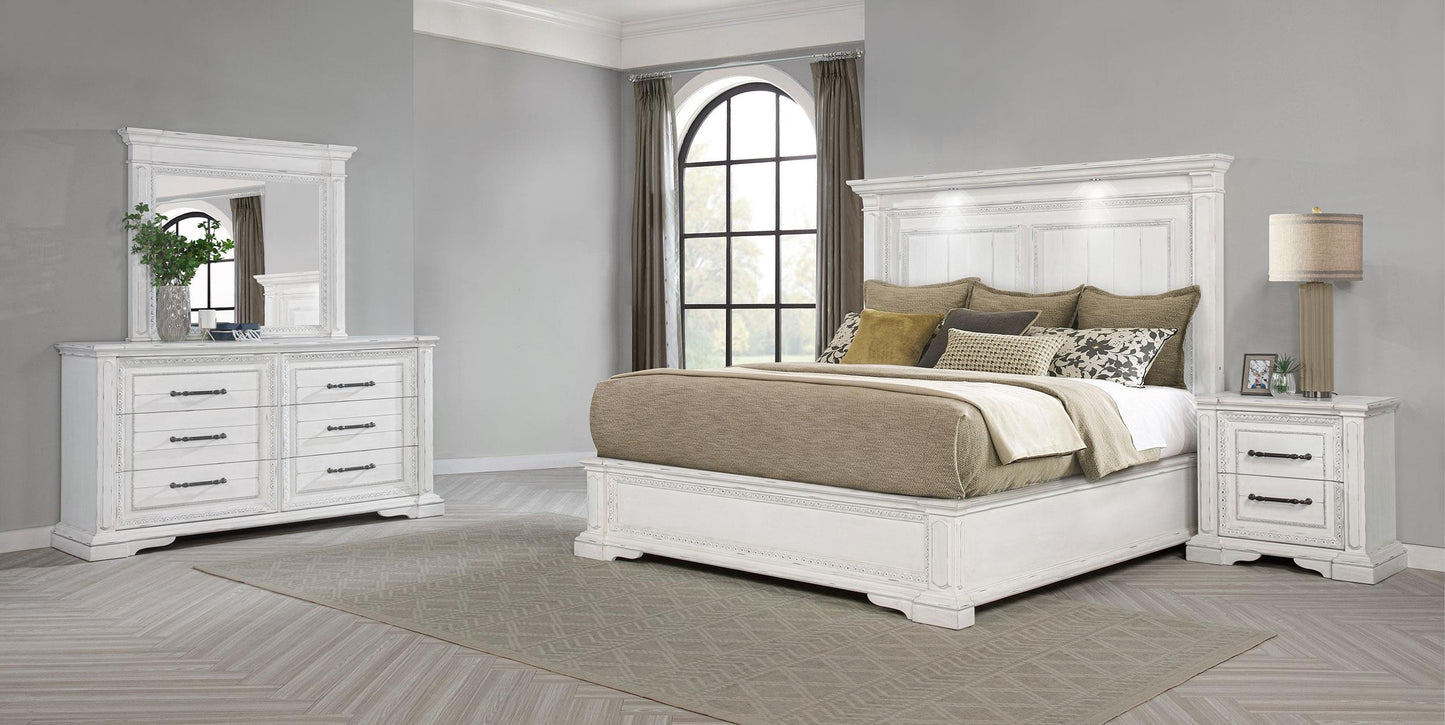 McKinney 4-Piece Set in Vintage White