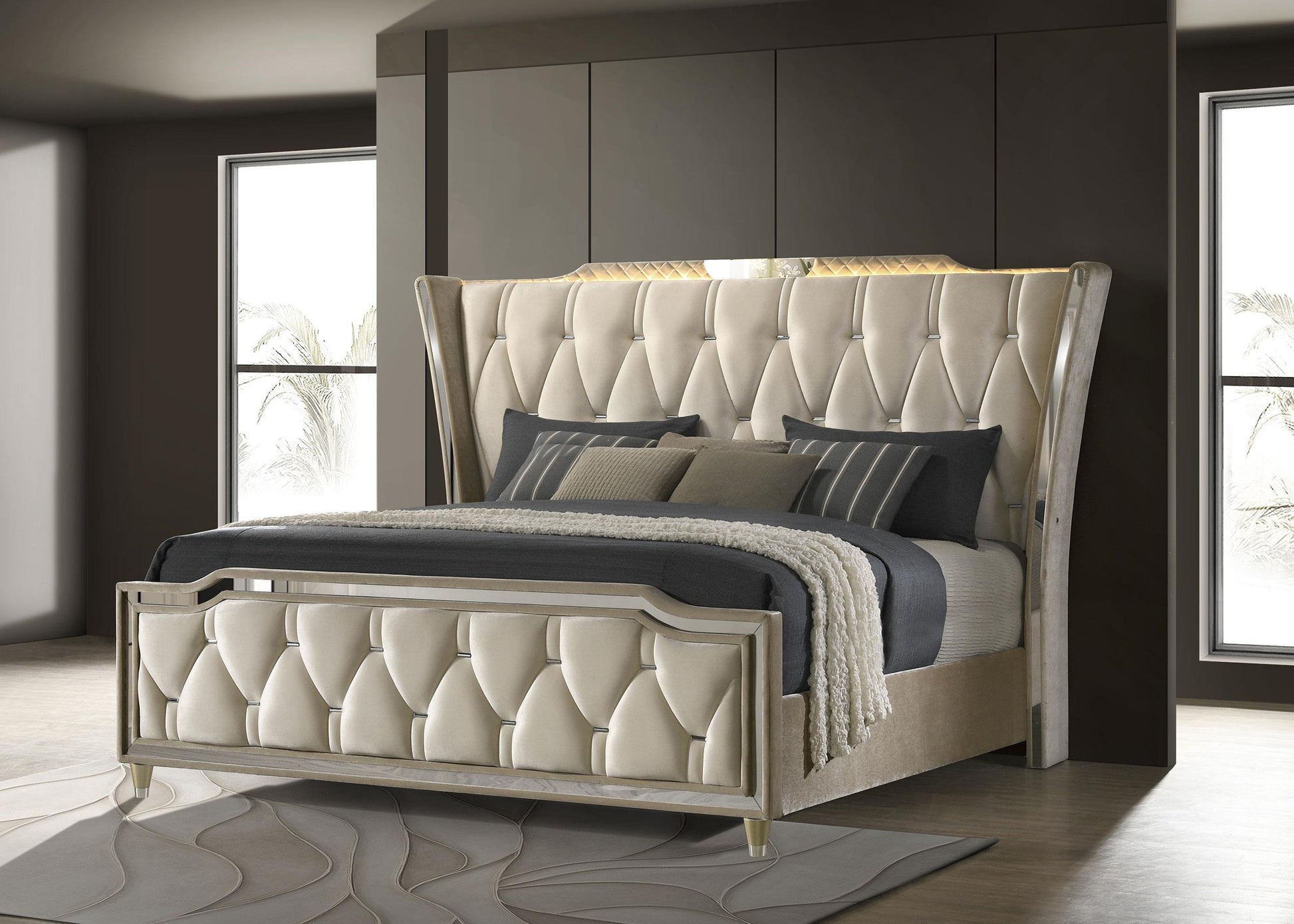 Lorient E King Bed - Ivory / Camel