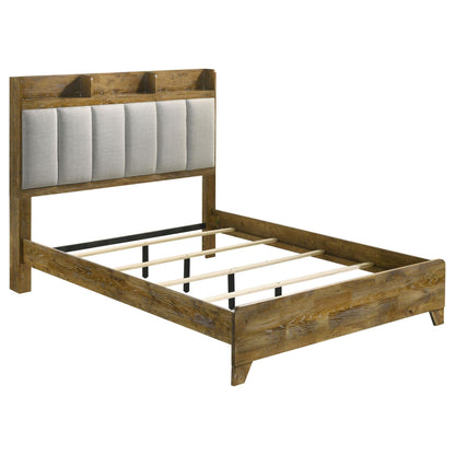 Henderson 4-Piece Set in Medium Oak