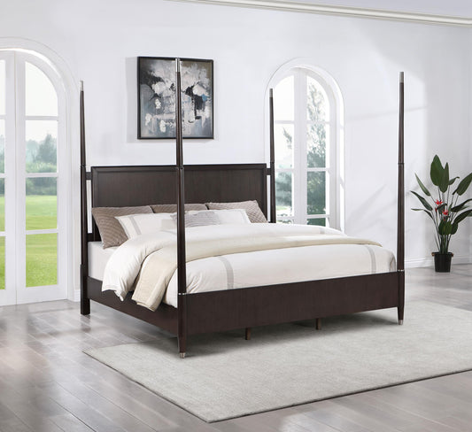 Emberlyn Queen Bed in Brown - Coaster Furniture