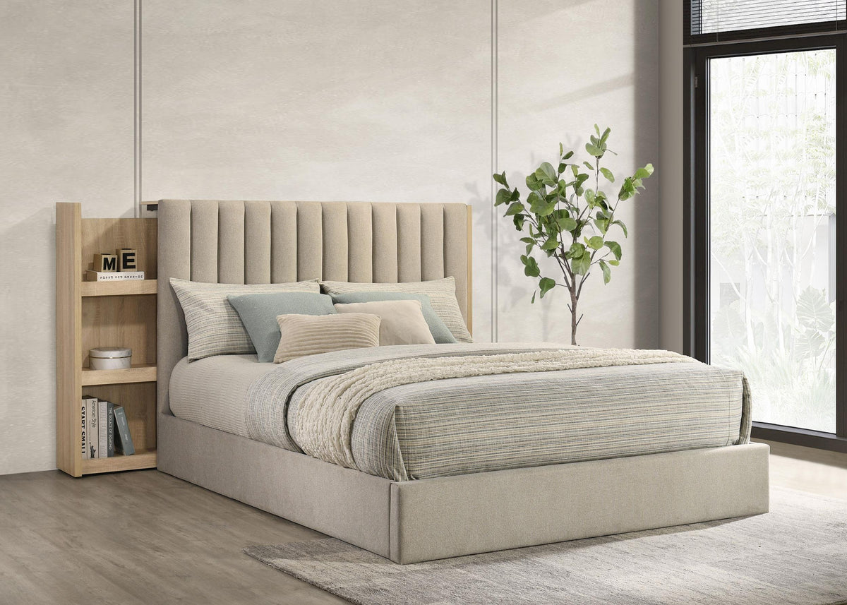 Arielle Queen Bed in Light Oak - Coaster Furniture