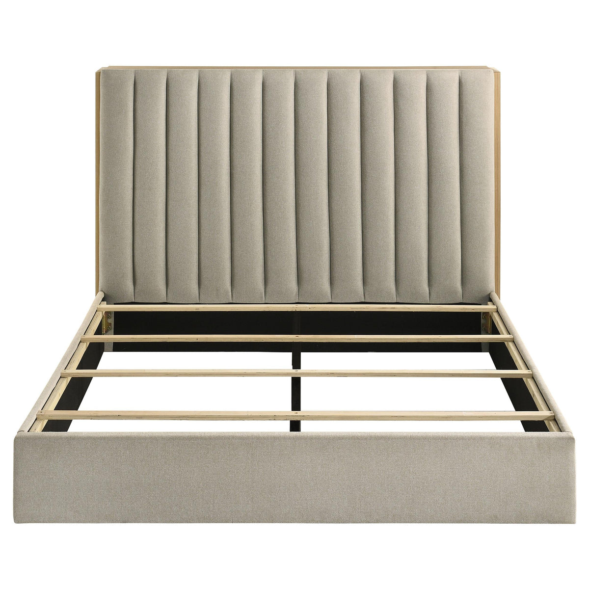 Arielle Queen Bed in Light Oak - Coaster Furniture
