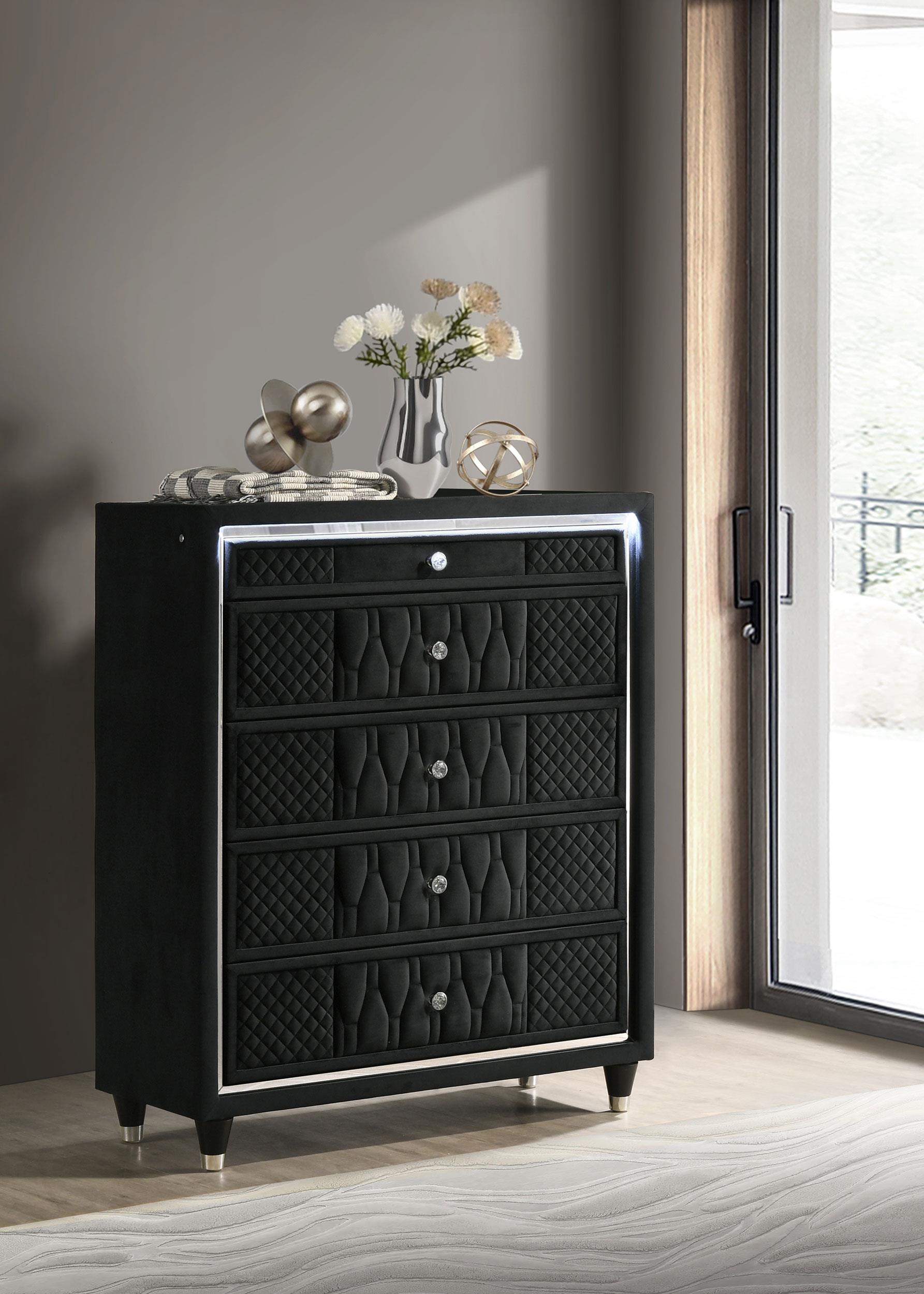 Lorient Chest - Black