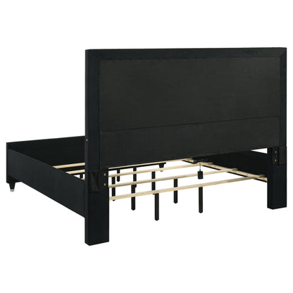 Ravenne Bed in Black
