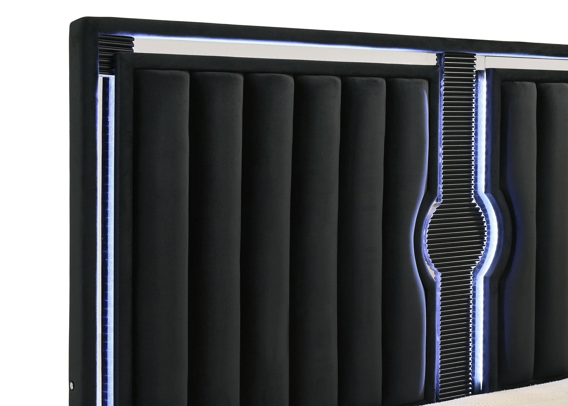 Ravenne Bed in Black