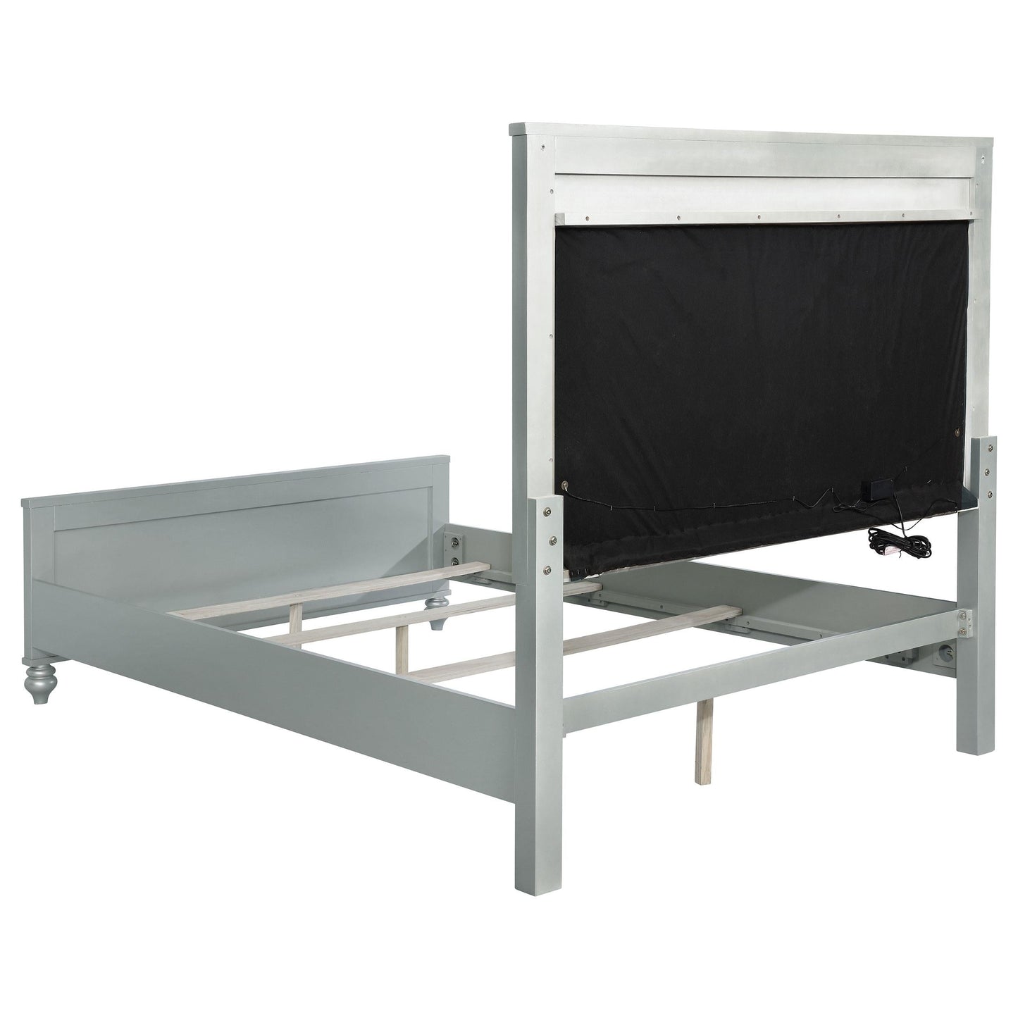 Gunnison Bed 4-Piece Set in Silver Metallic