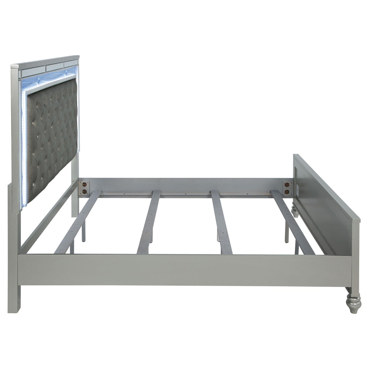 Gunnison E King Bed in Silver Metallic - Coaster Furniture