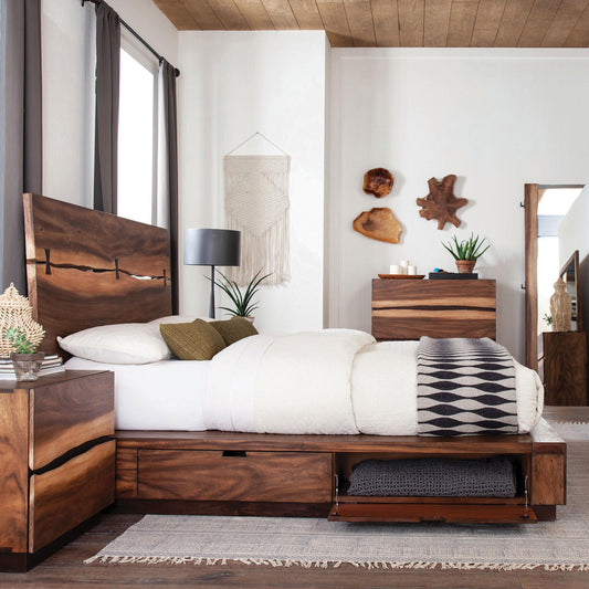 Winslow E King Bed in Smokey Walnut - Coaster Furniture