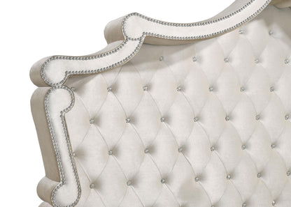 Antonella Bed in Ivory / Camel