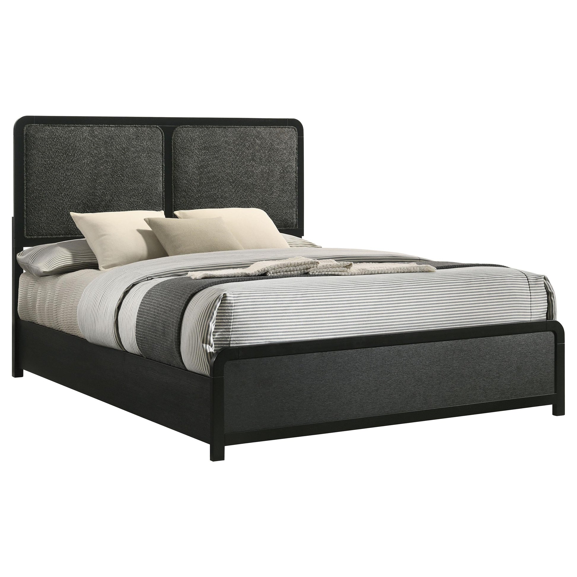 Cavelle Bed in Black