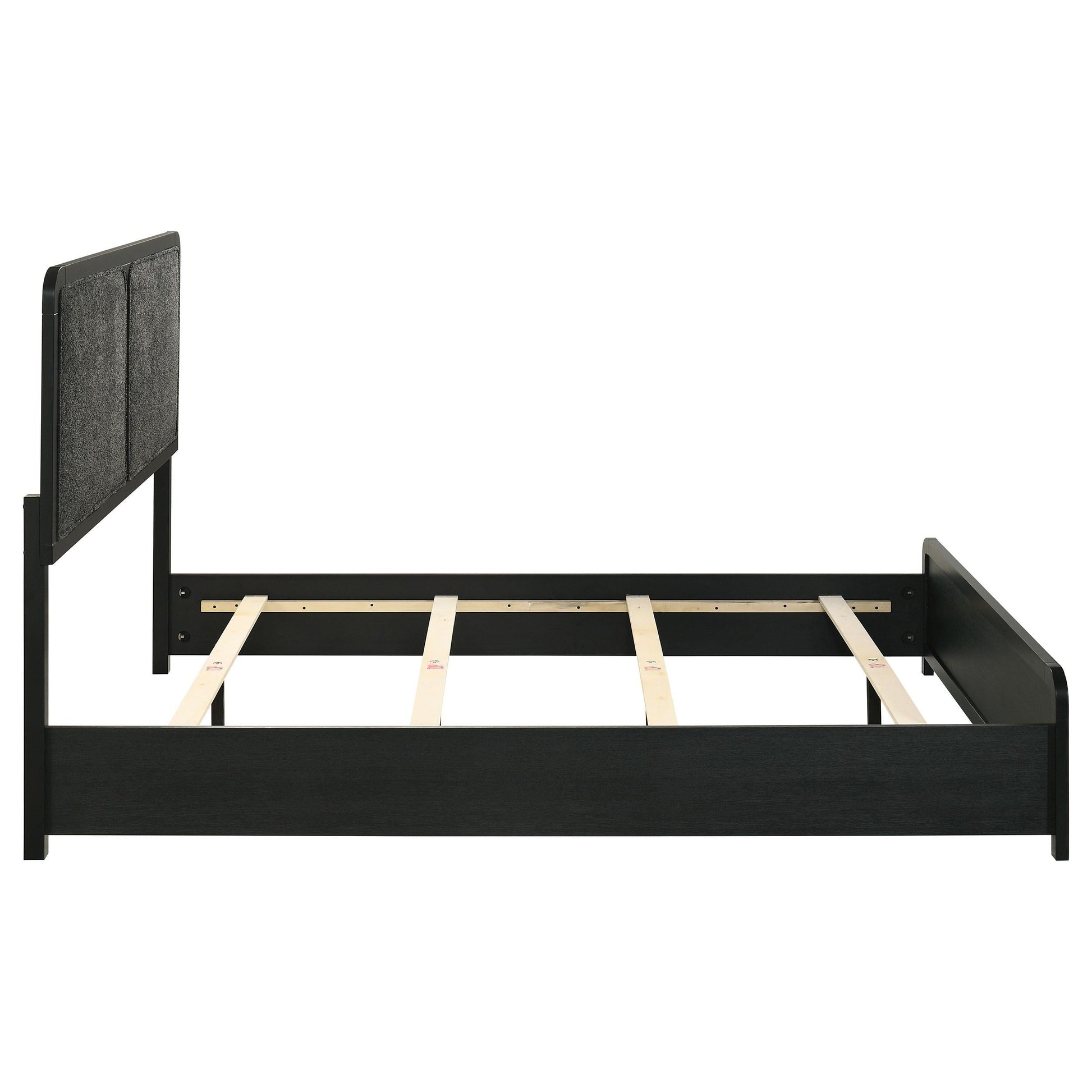 Cavelle Bed in Black