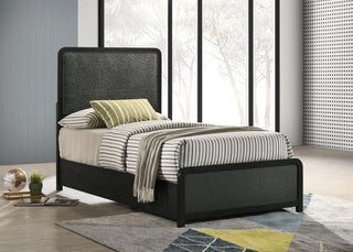 Cavelle Bed in Black