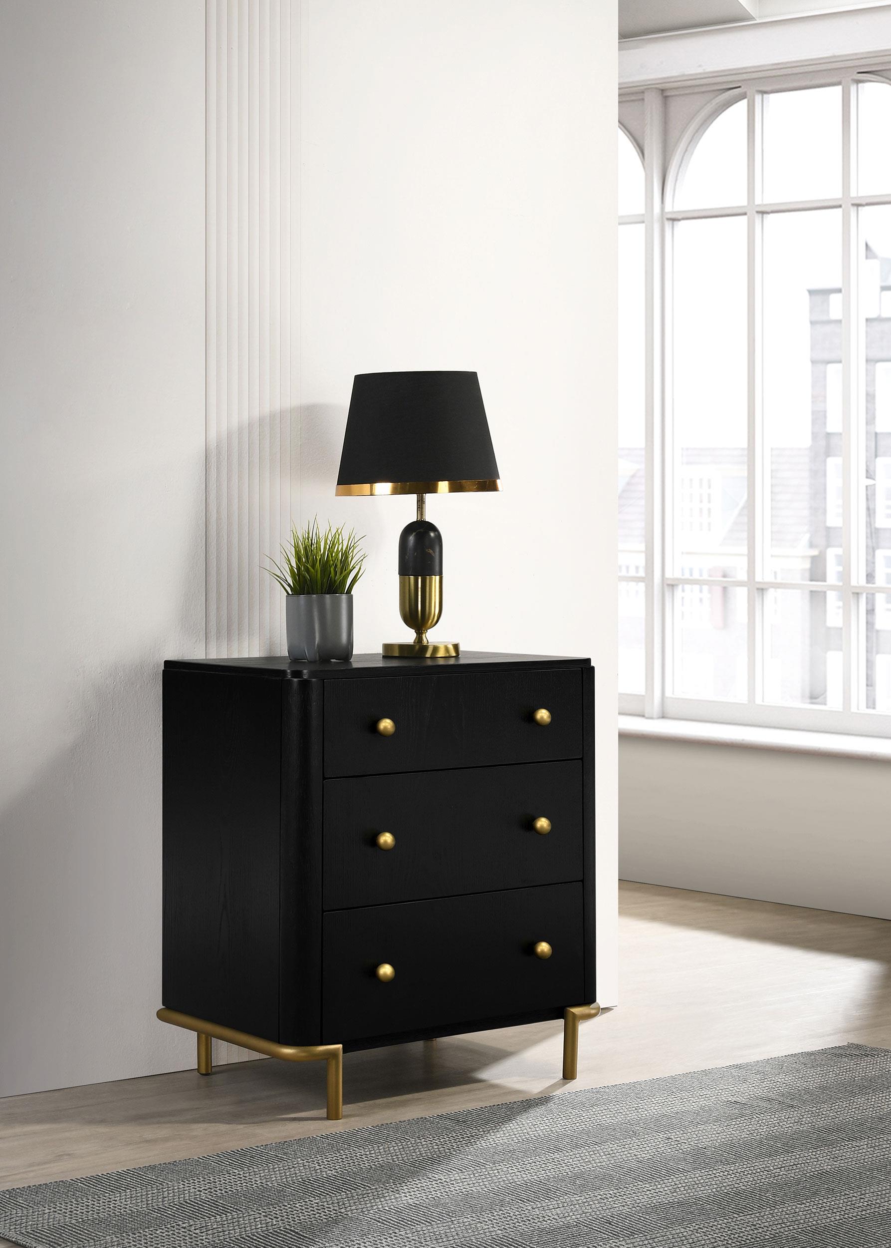 Arini Nightstand - Black