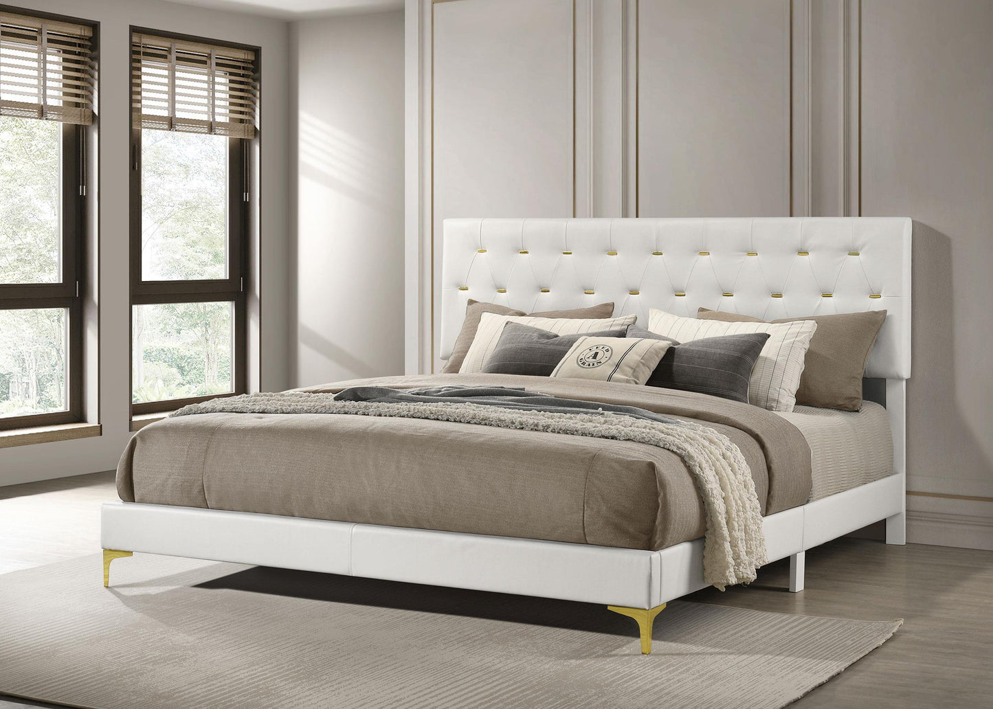 Kendall E King Bed - White