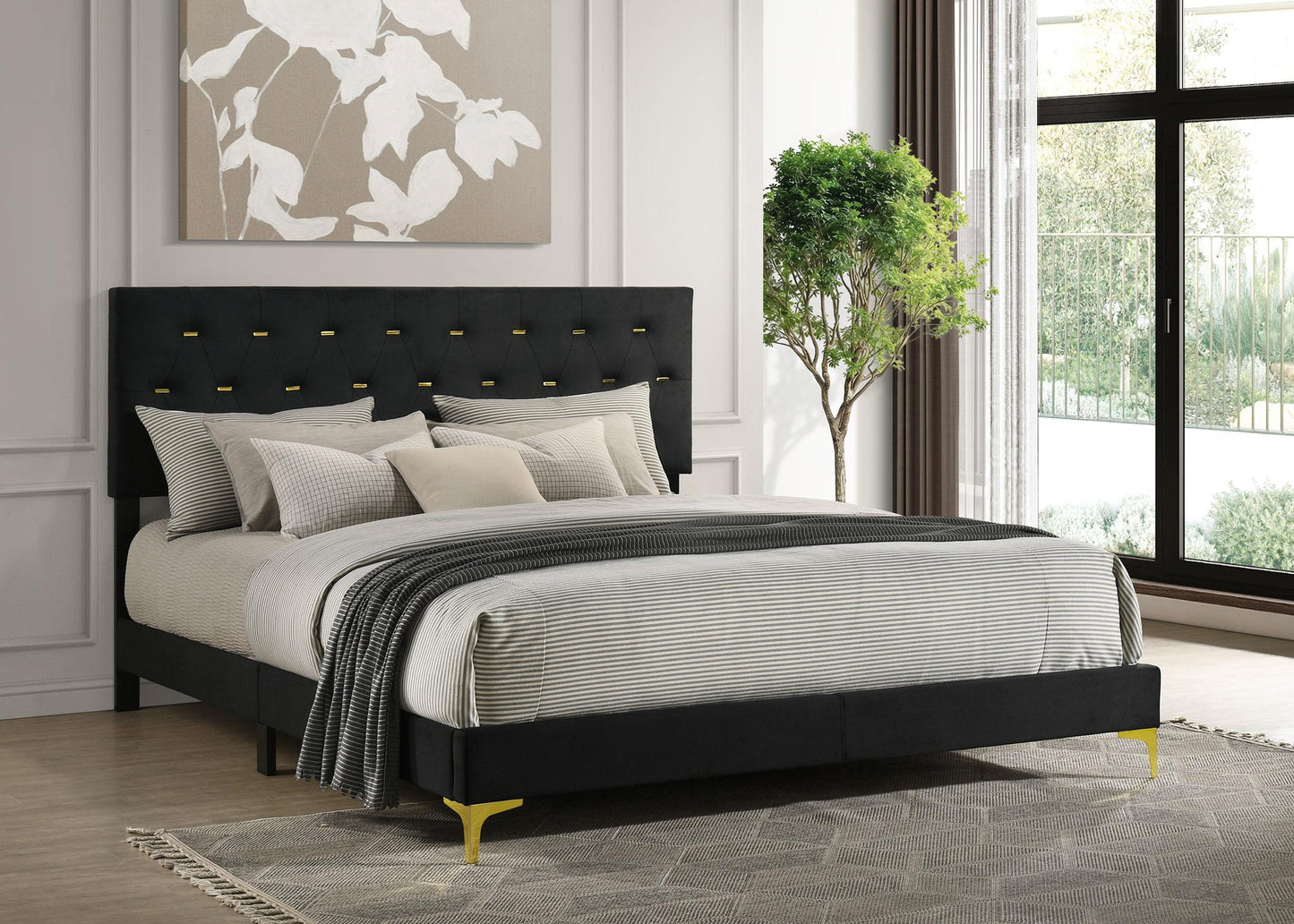 Kendall E King Bed - Black