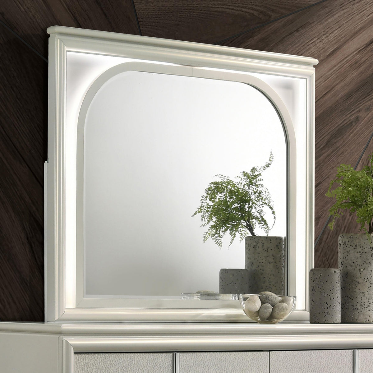 Olivia Dresser Mirror in Pearl White - Coaster Furniture