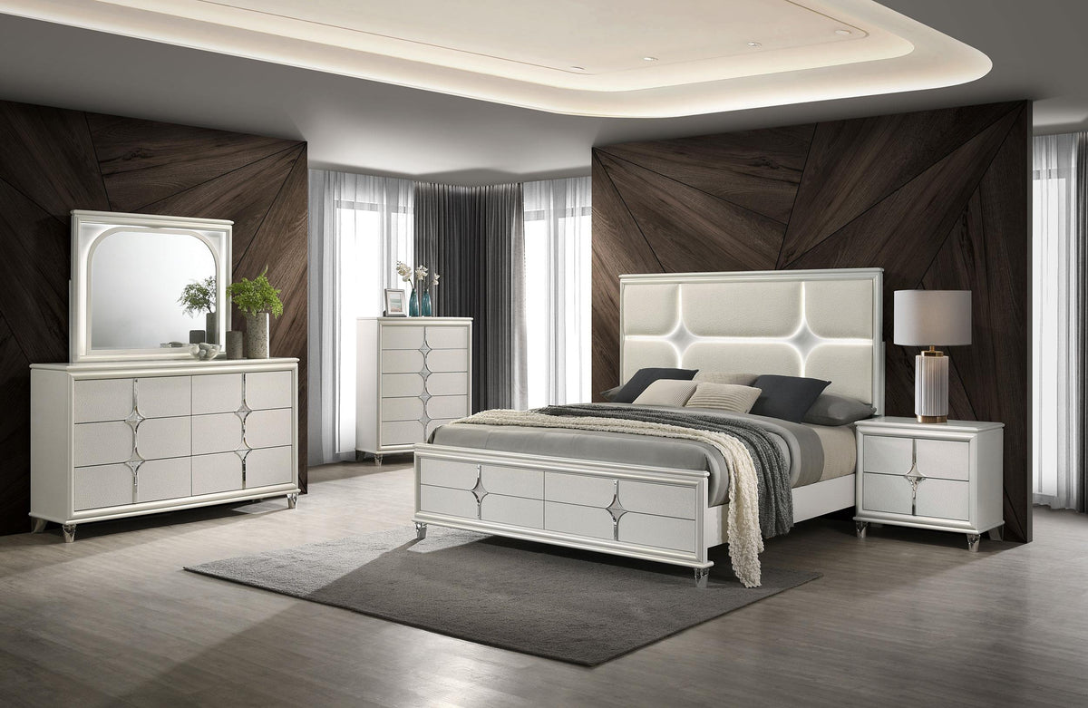 Olivia Dresser Mirror in Pearl White - Coaster Furniture