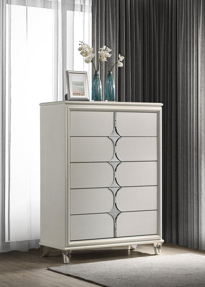 Olivia Chest in Pearl White - Coaster Furniture