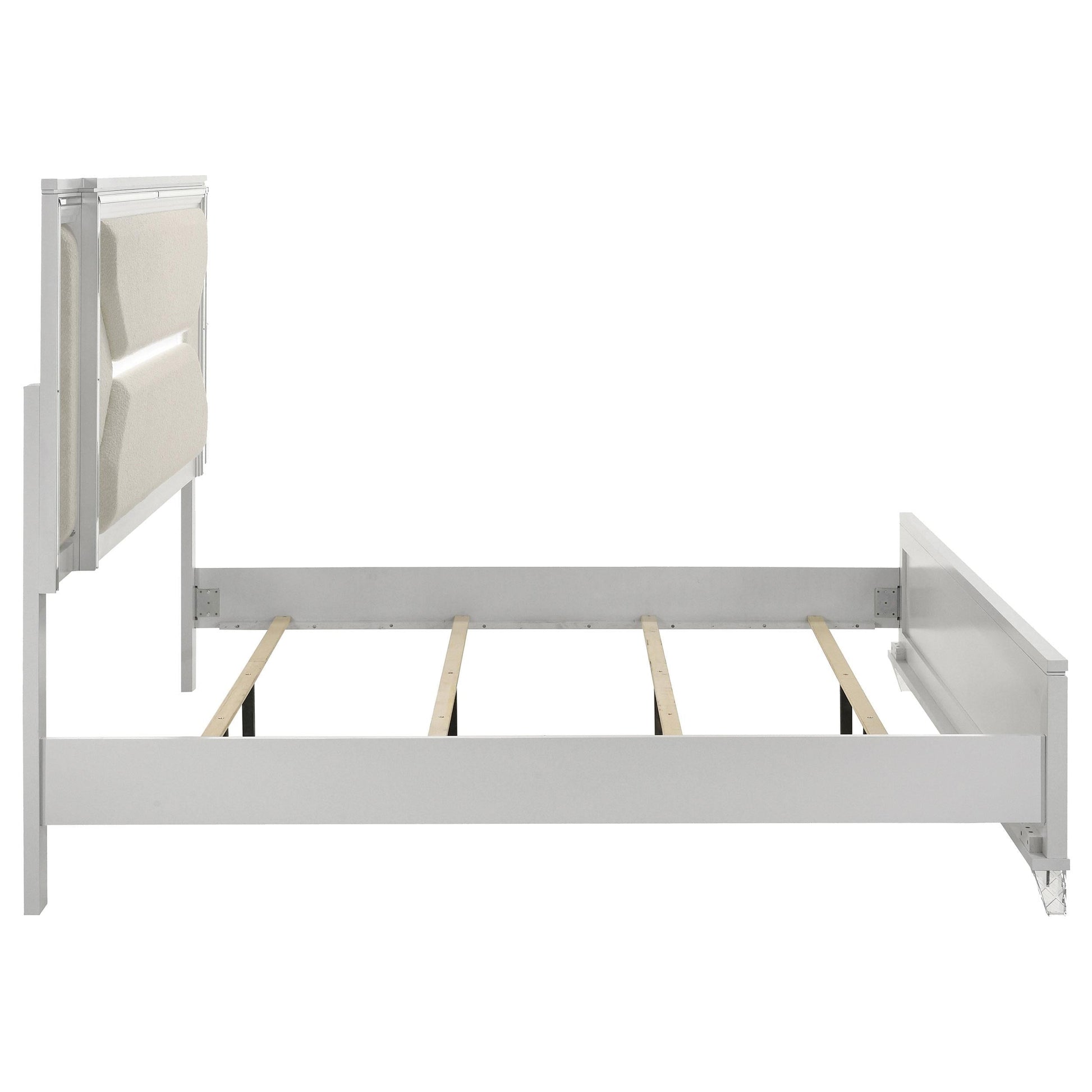 Marmore Bed in White