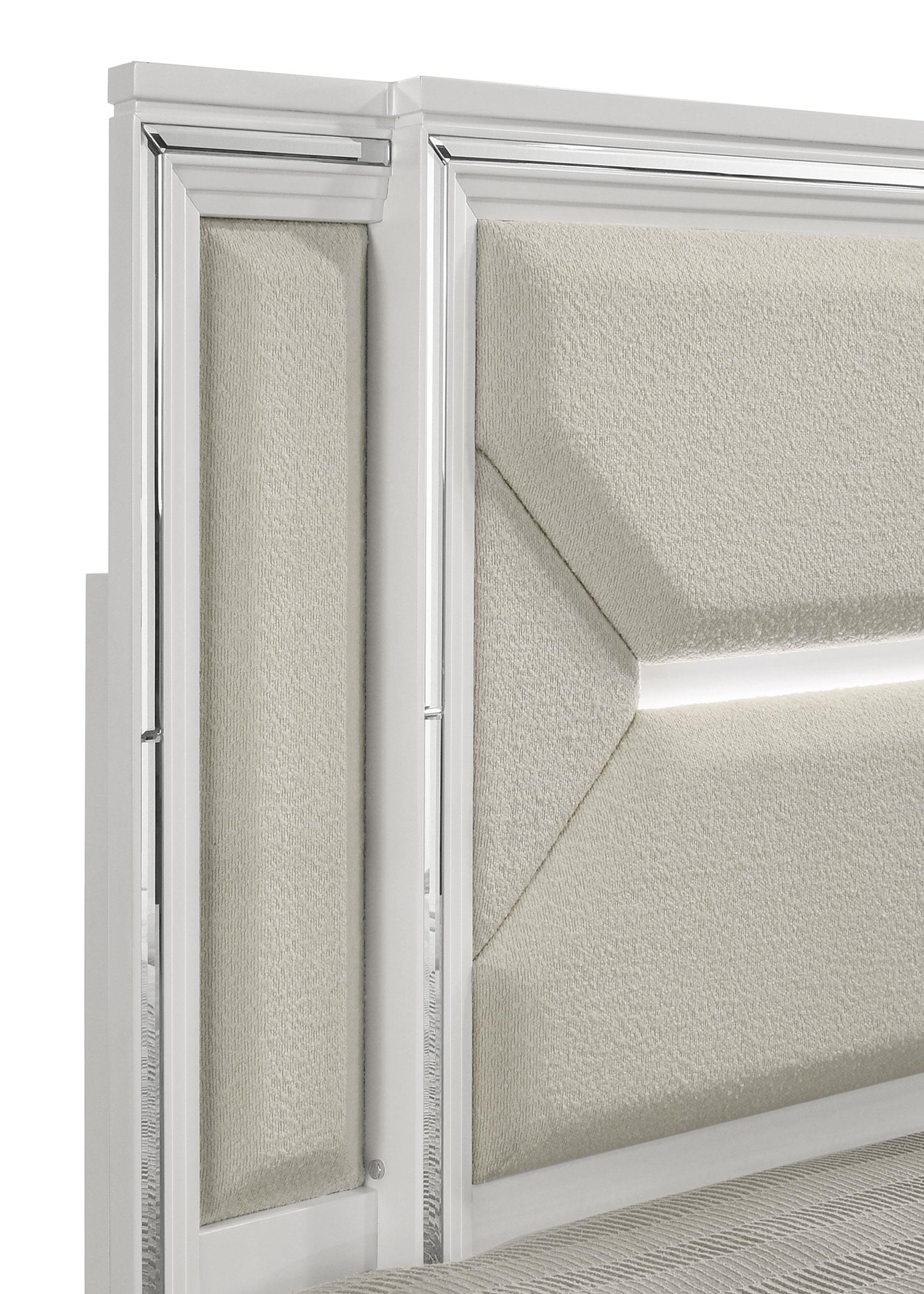 Marmore Bed in White