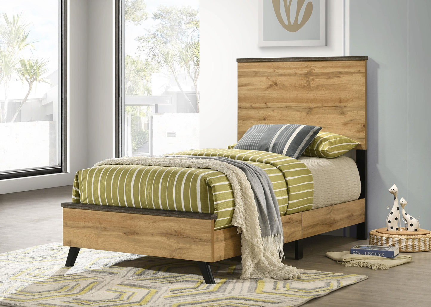 Kaywood Bed in Weathered Brown