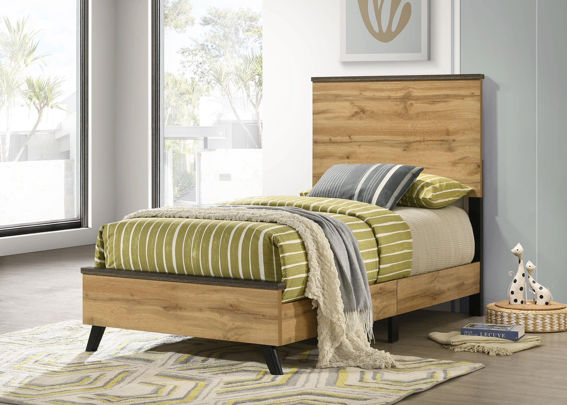 Kaywood Bed in Weathered Brown