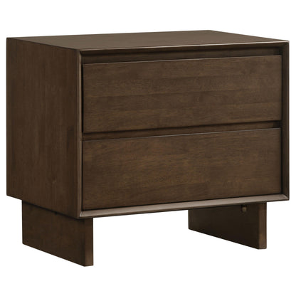 Glenwood Bed 5-Piece Set in Warm Brown
