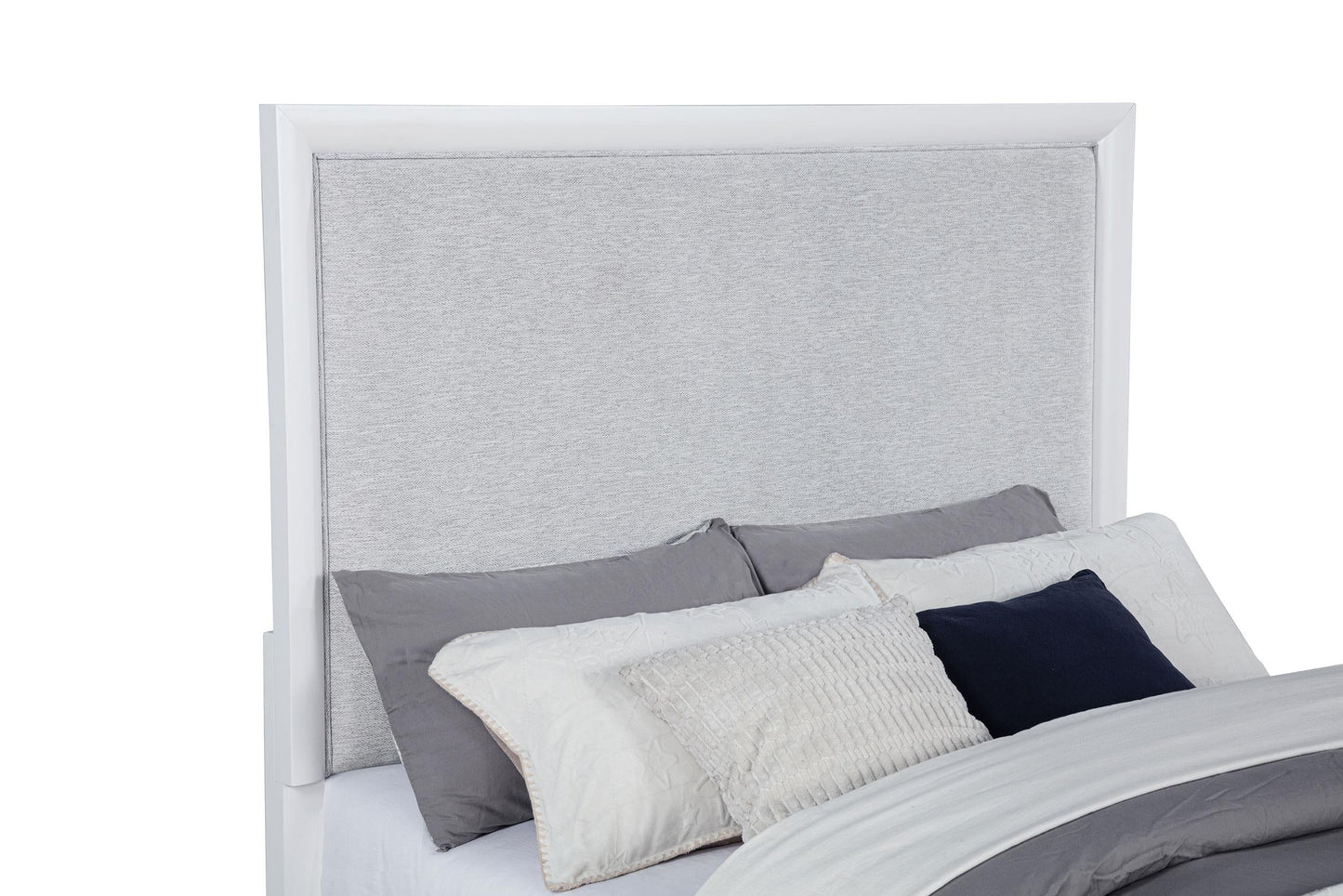 Gracemont Bed in White